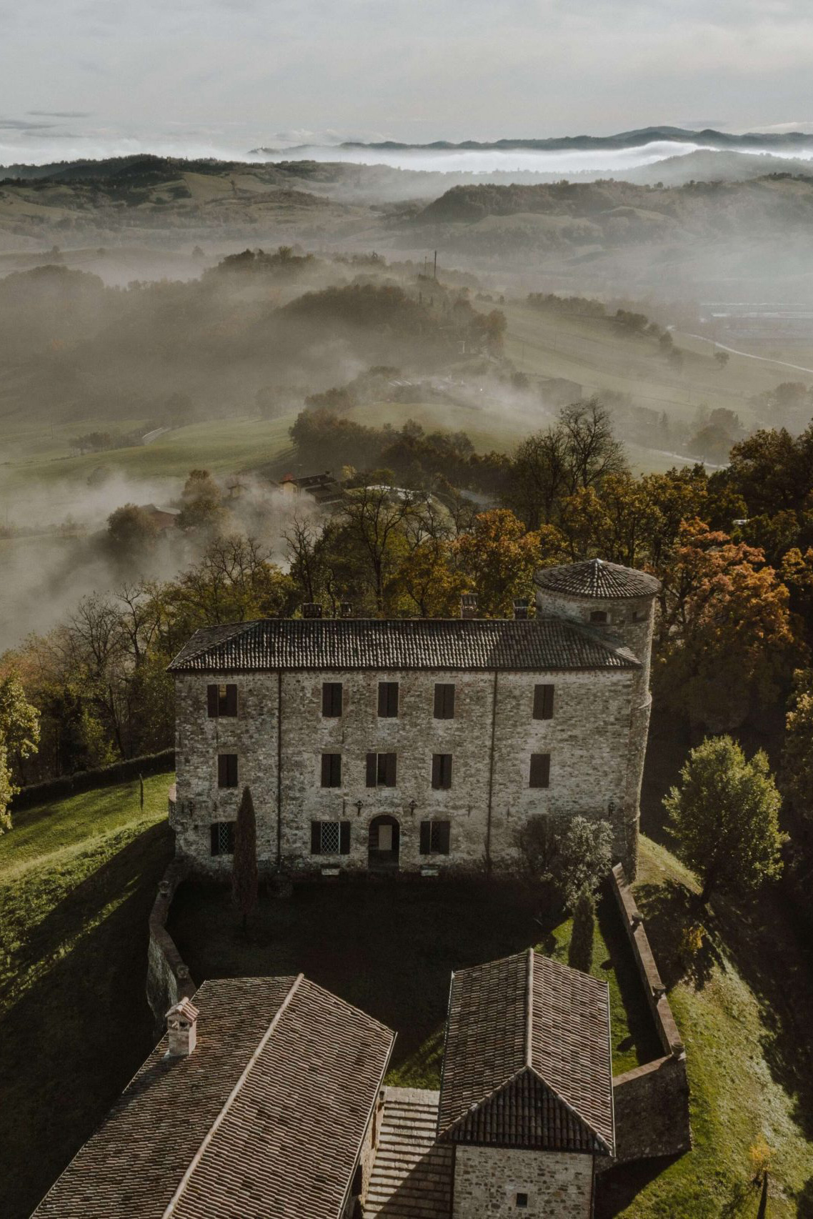 Castello di Viano - Ristorante - Room & Suite — foto 2